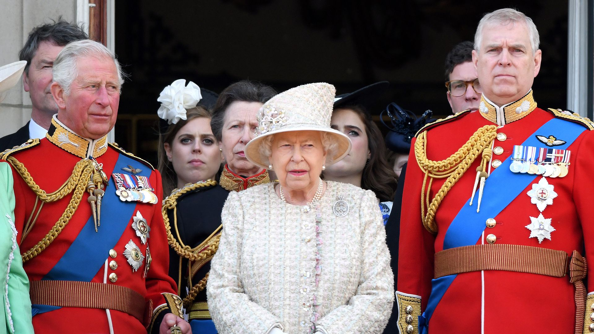 Carlos III e Isabel II en el Trooping The Colour 2019