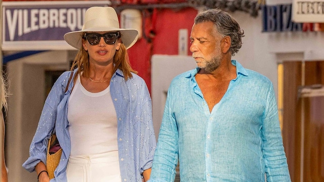 Hola 4179 Nieves Alvarez y  Marco Severini in Ibiza. August 14 2024