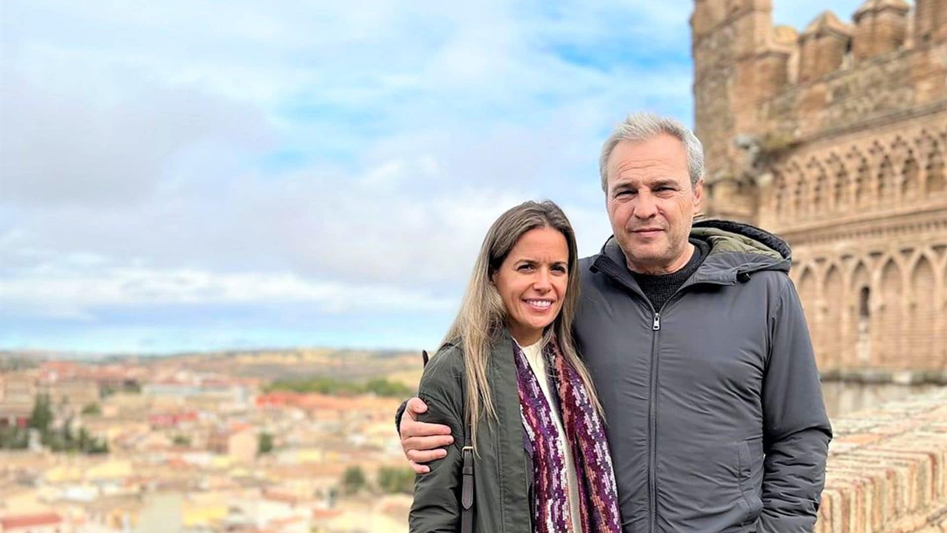 Felizmente enamorado y con dos hijos veinteañeros: así es la vida de David Summers al cumplir 59 años