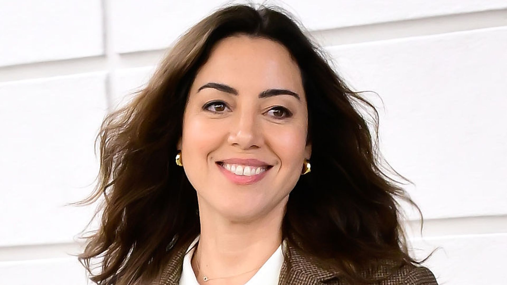 Aubrey Plaza disfruta de su mejor momento: luce embarazo en la presentación de su nuevo proyecto profesional