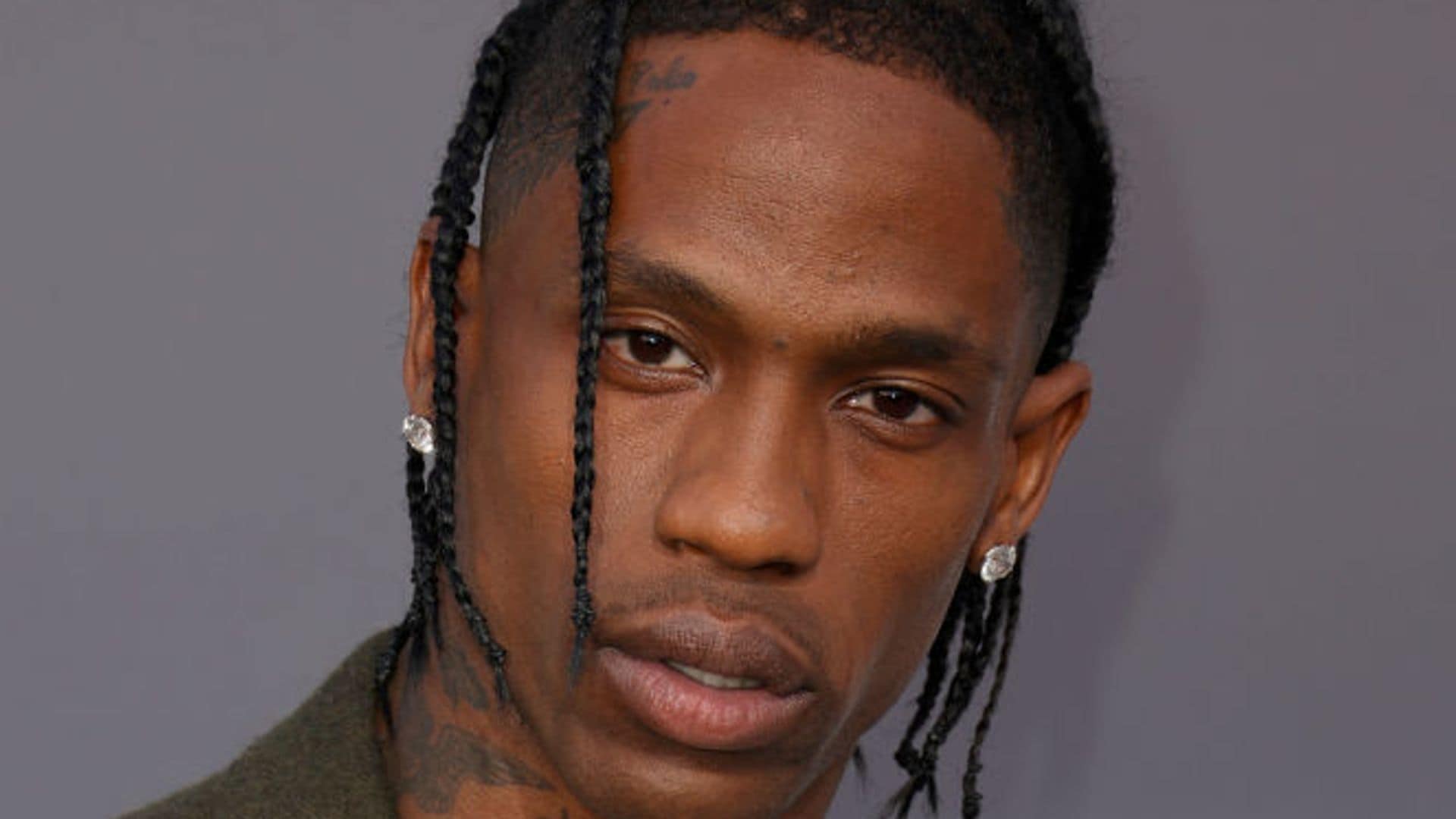Qué hay detrás de la elección de Travis Scott como protagonista del Clásico, después de Rosalía y Karol G 