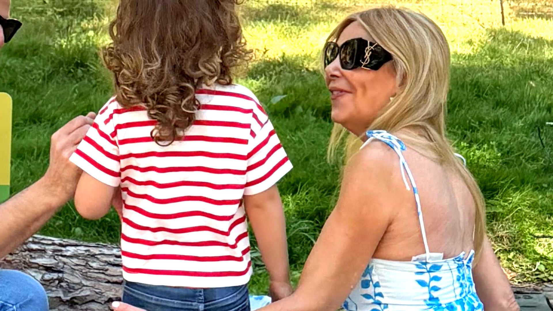 El divertidísimo momento de Ana Obregón con la pequeña Anita durante un safari: "Pues no tenía cuernos, ¡era un avestruz!"