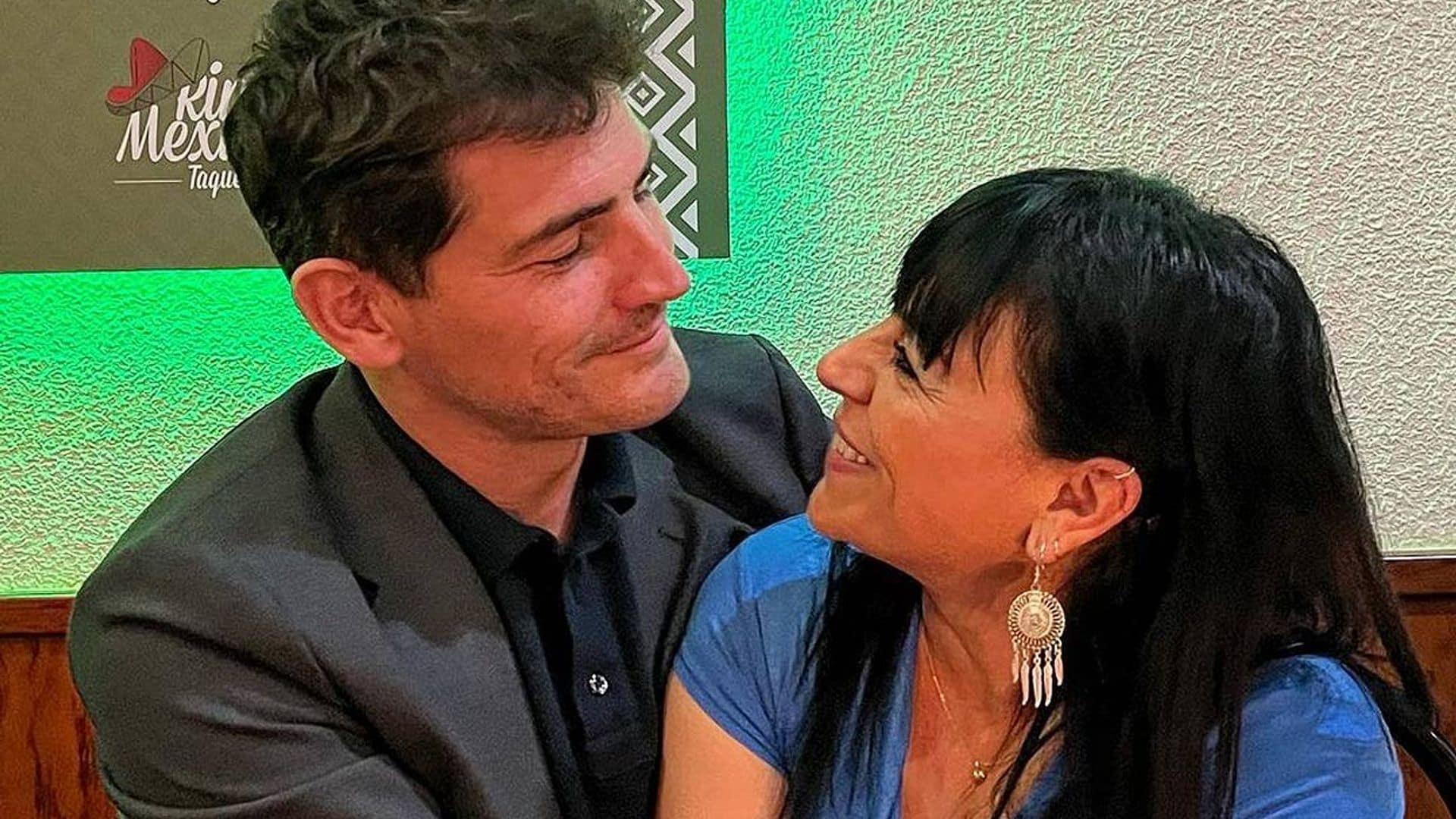 La imagen de Iker Casillas muy bien acompañado que tanto está dando qué hablar