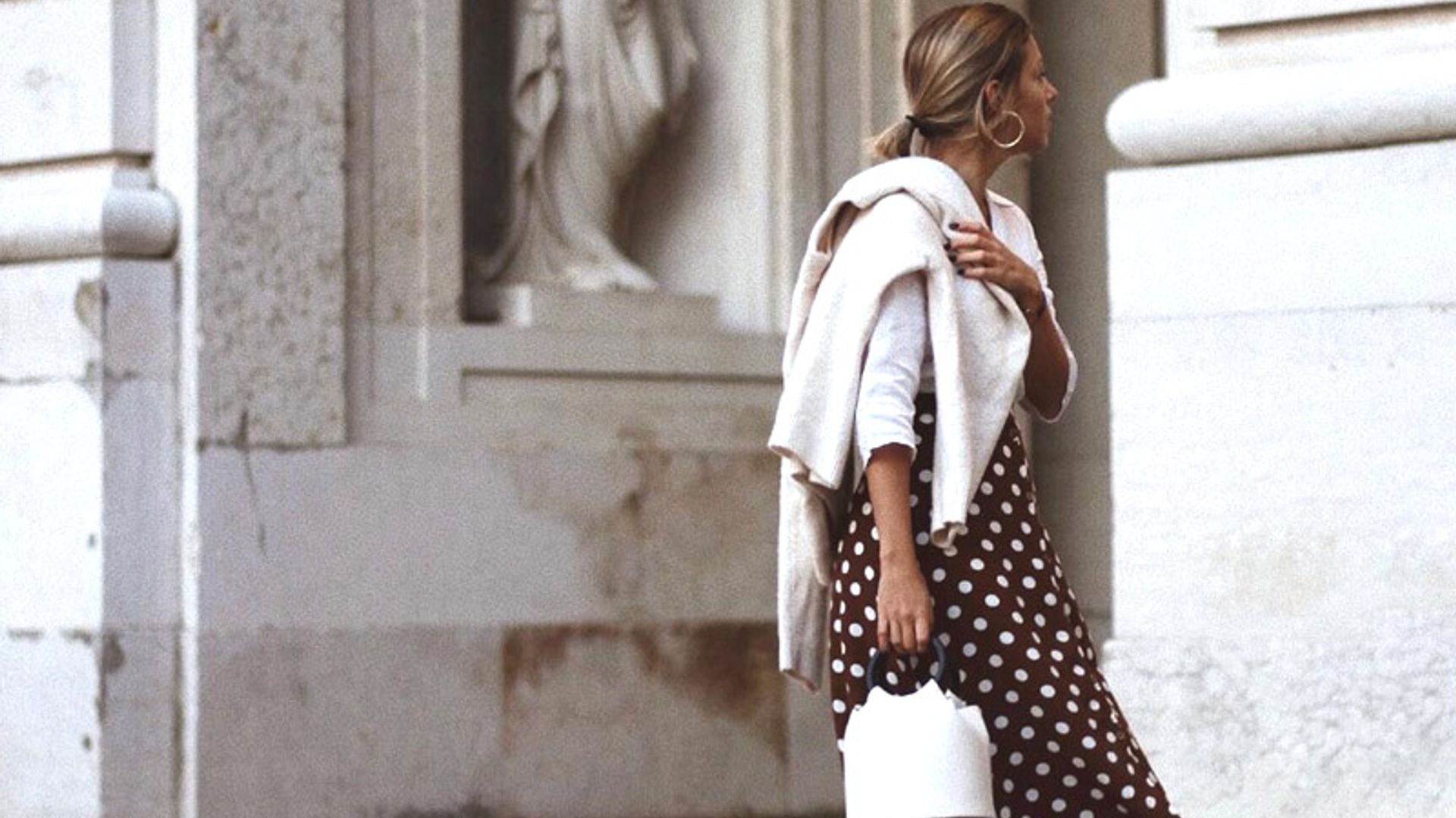 10 vestidos de Mango que te solucionarán el día cuando no sepas qué ponerte
