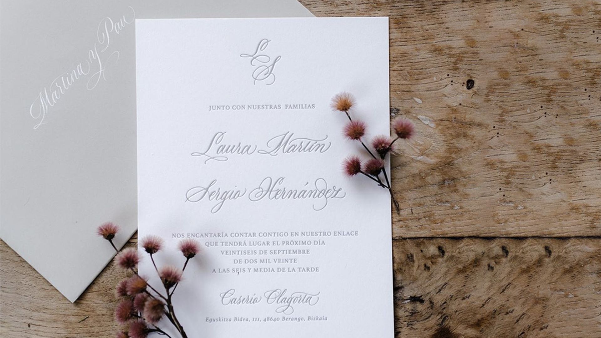 Por qué en las bodas más estilosas nunca falta una caligrafía bonita
