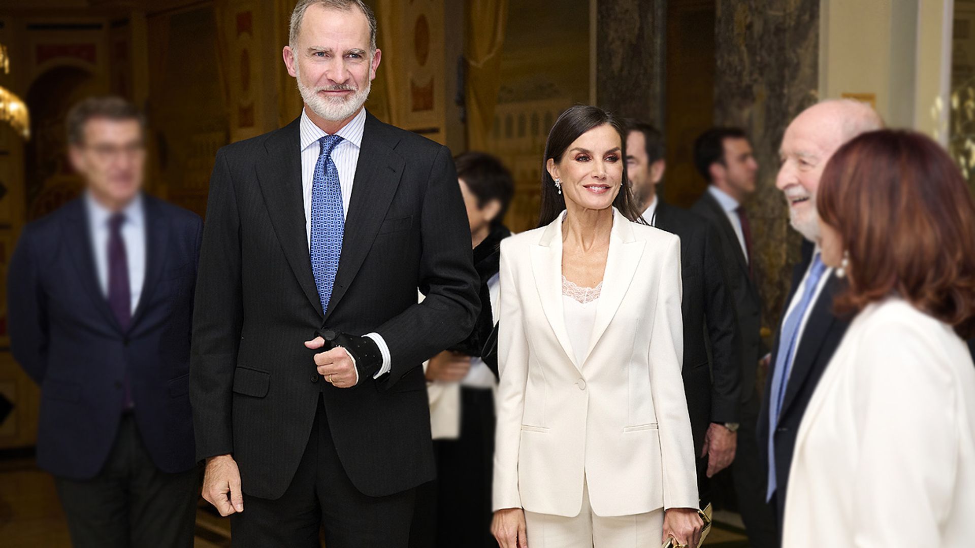 Los reyes Felipe y Letizia entregan los Premios Francisco Cerecedo en una velada junto a reconocidos periodistas