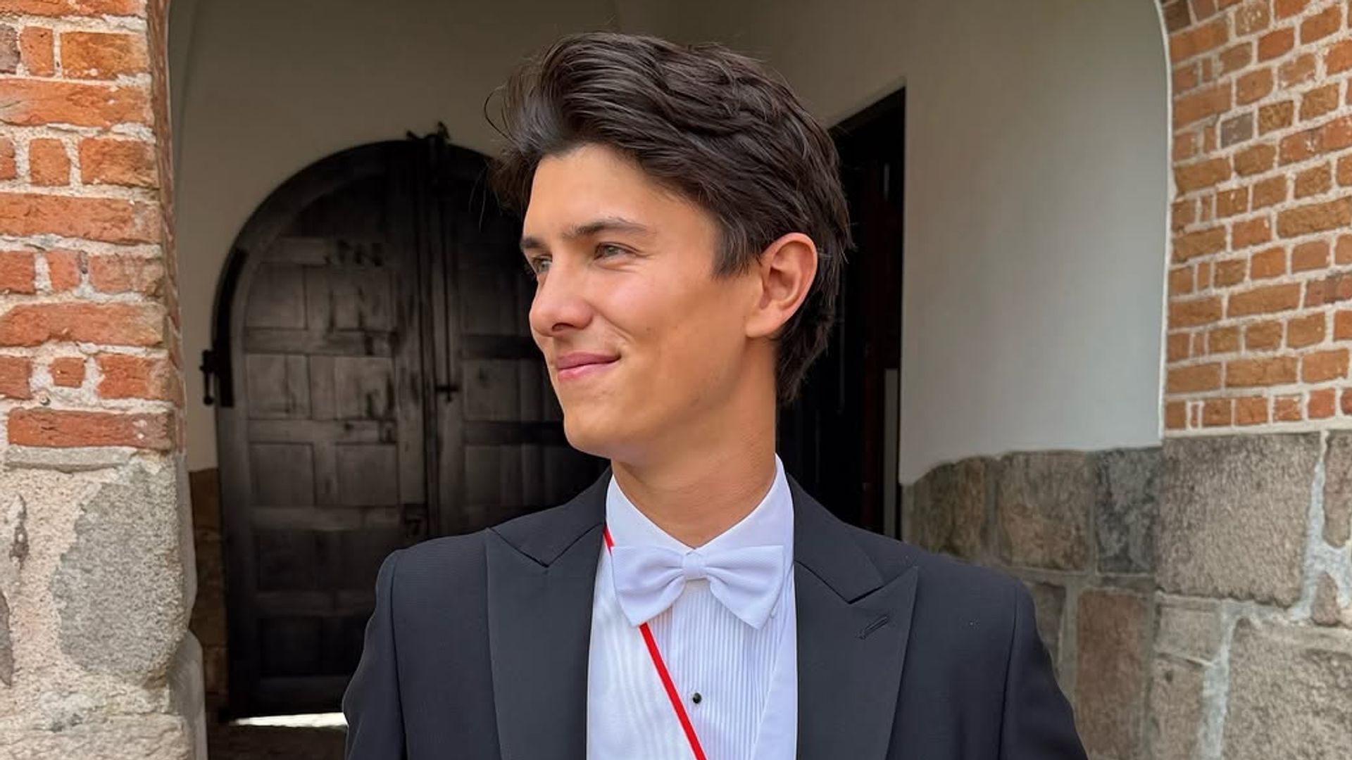 El nieto de Margarita II vive su vida alejado del estricto protocolo de la Corte Real