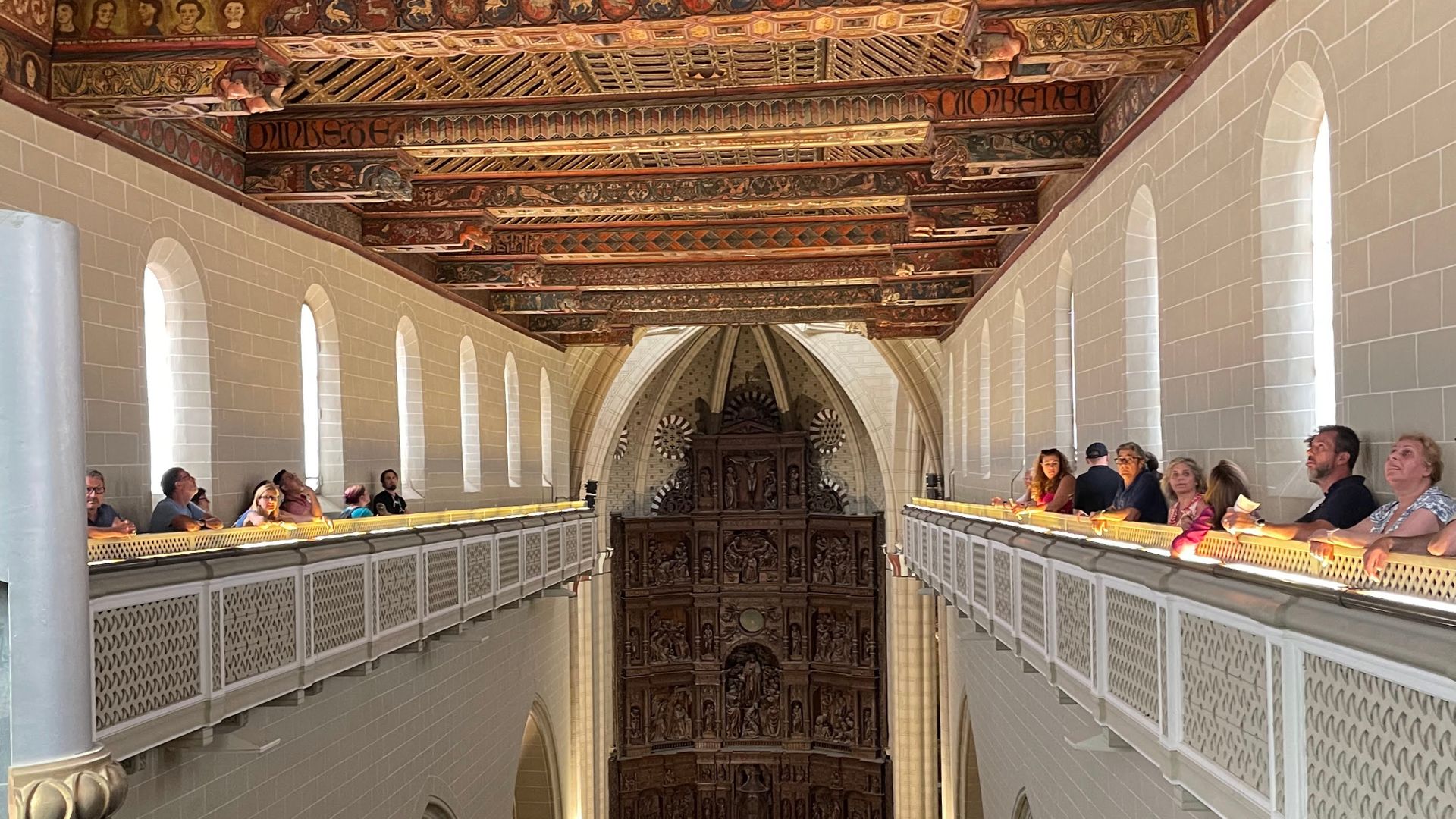 La ruta por el Aragón mudéjar que la Unesco protege desde hace 40 años: torres de cerámica, iglesias con almenas y un techo pintado hace más de 7 siglos