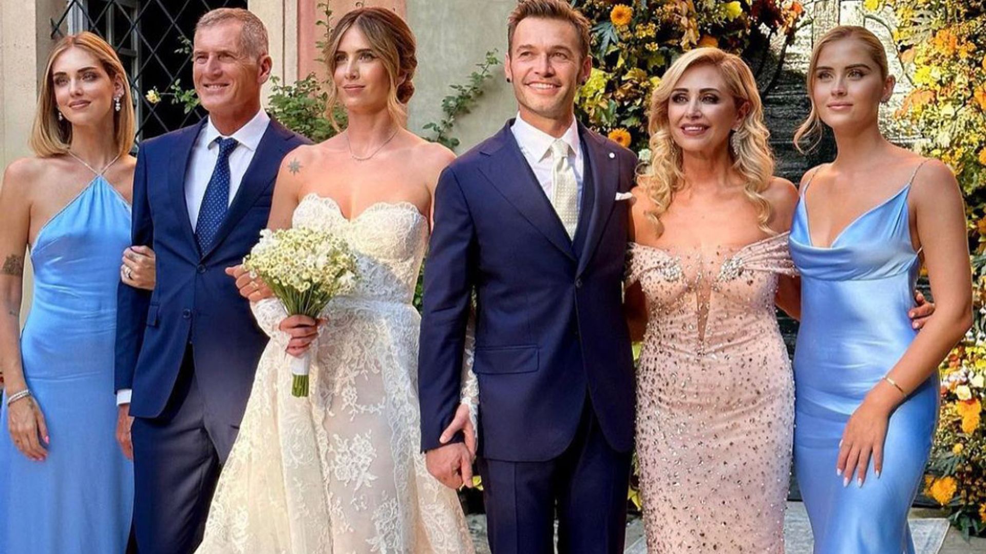 El vestido de encaje floral y guantes largos de Francesca Ferragni en su romántica boda italiana