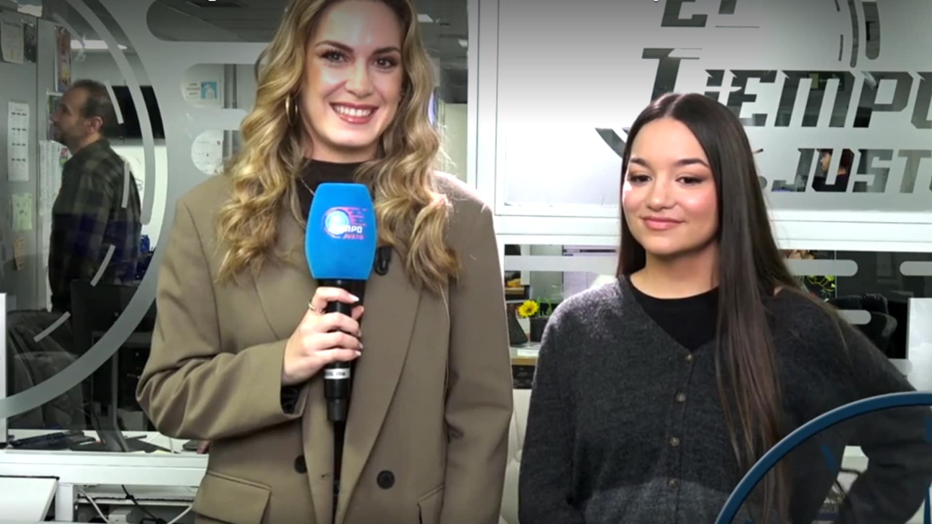 A una becaria de 'El tiempo justo' le toca El Gordo