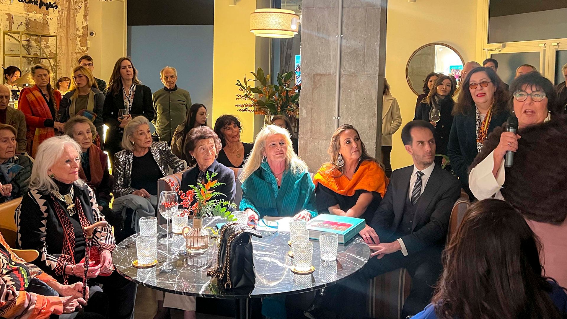 Beatriz Hohenlohe, Paloma Botín, Marina Fernández de Córdova Carla Zarebska, Humberto Tachiquín