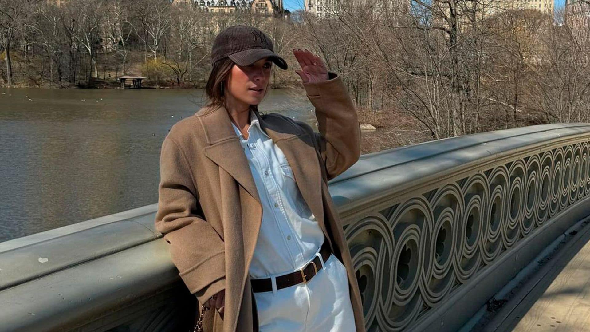 El truco FASHION de María Pombo en Nueva York que te ayudará a vestir bien en tu próximo viaje