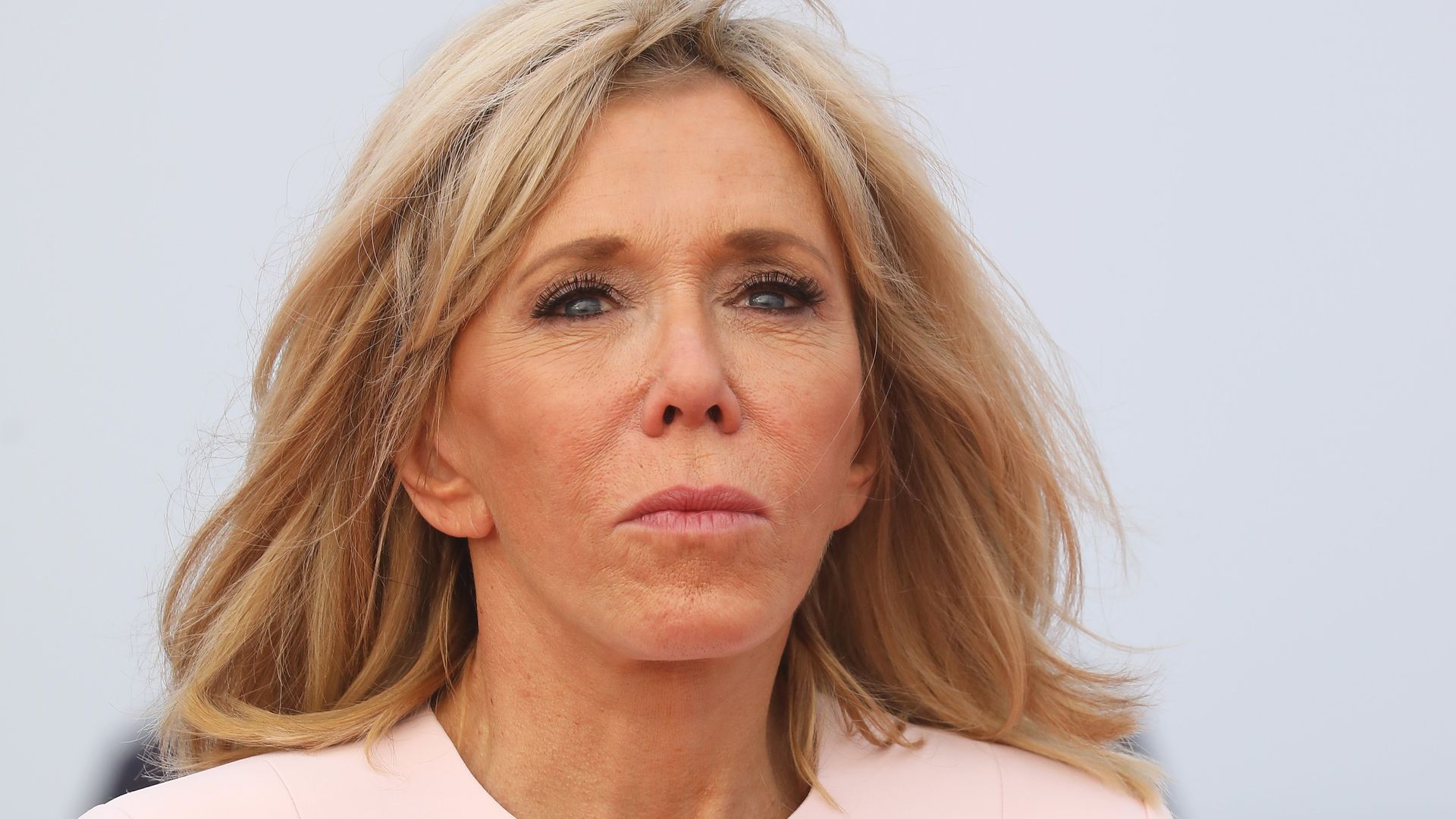 Brigitte Macron, sacudida por la tragedia tras la muerte de su hermana y su sobrina en solo 2 semanas