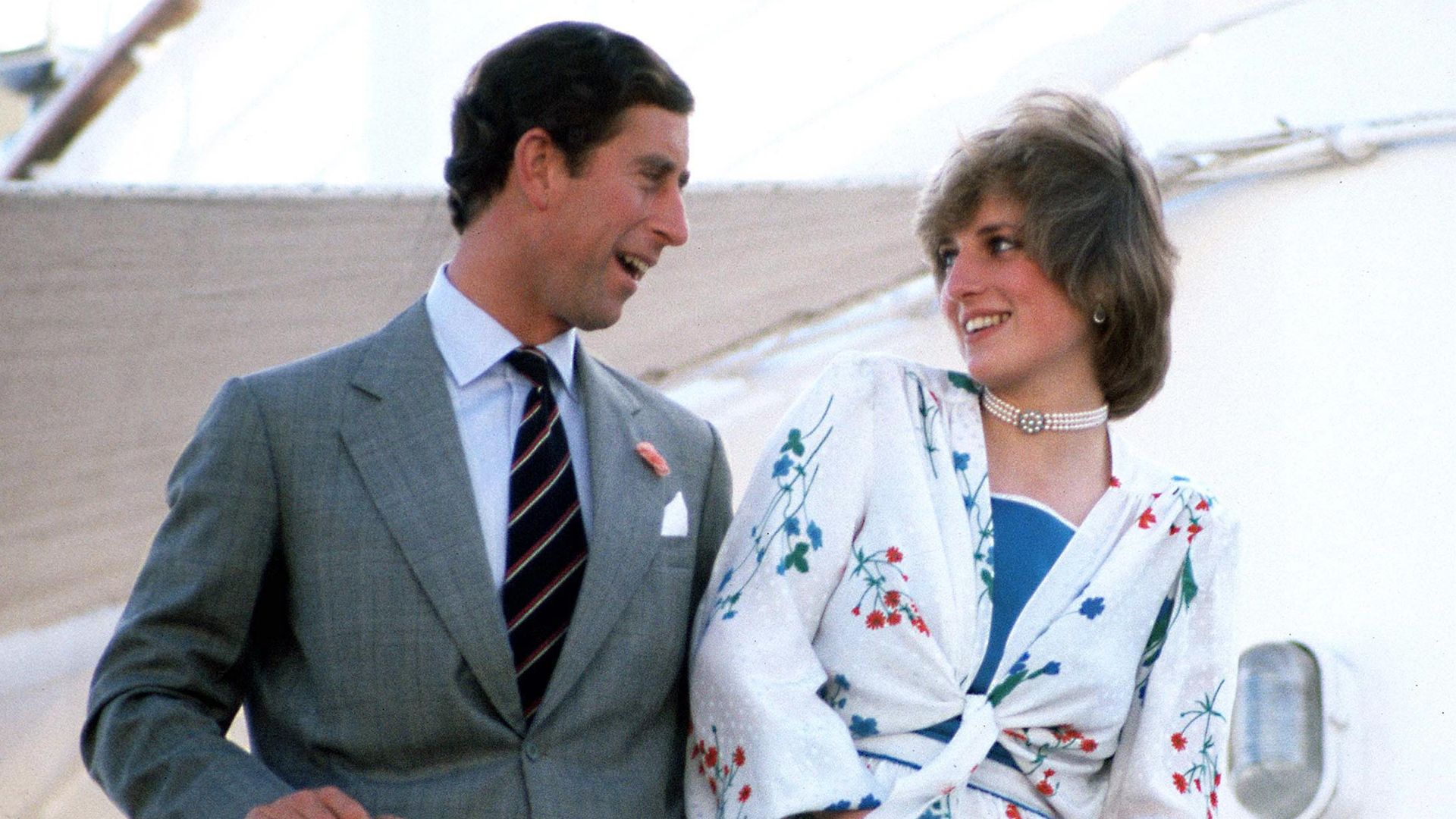 Carlos y Diana, a bordo del Britannia durante su luna de miel