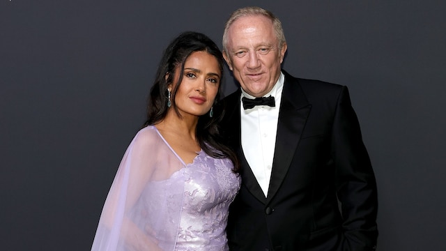 Salma Hayek y Francois-Henri Pinault en los Kering Women In Motion Awards 2024 en el Cannes Film Festival.