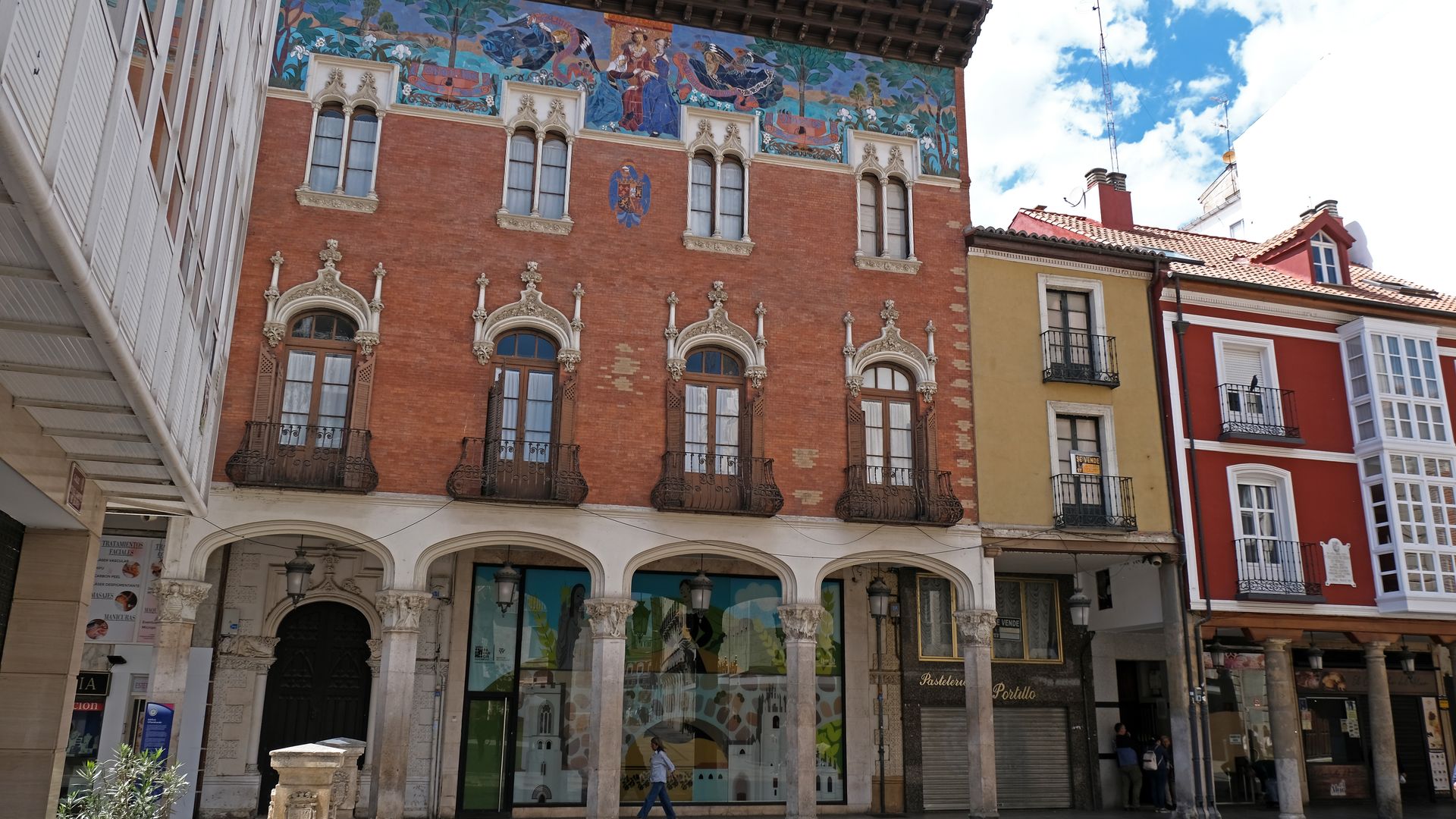 Colegio Villandrando en la calle Mayor de Palencia.