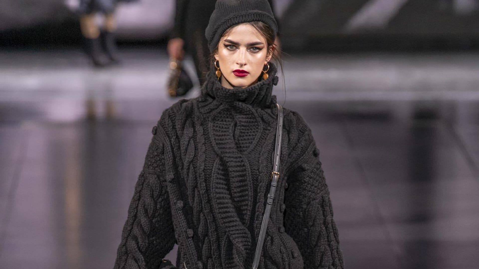 Dolce & Gabbana rinde homenaje a sus artesanos y a las prendas de punto