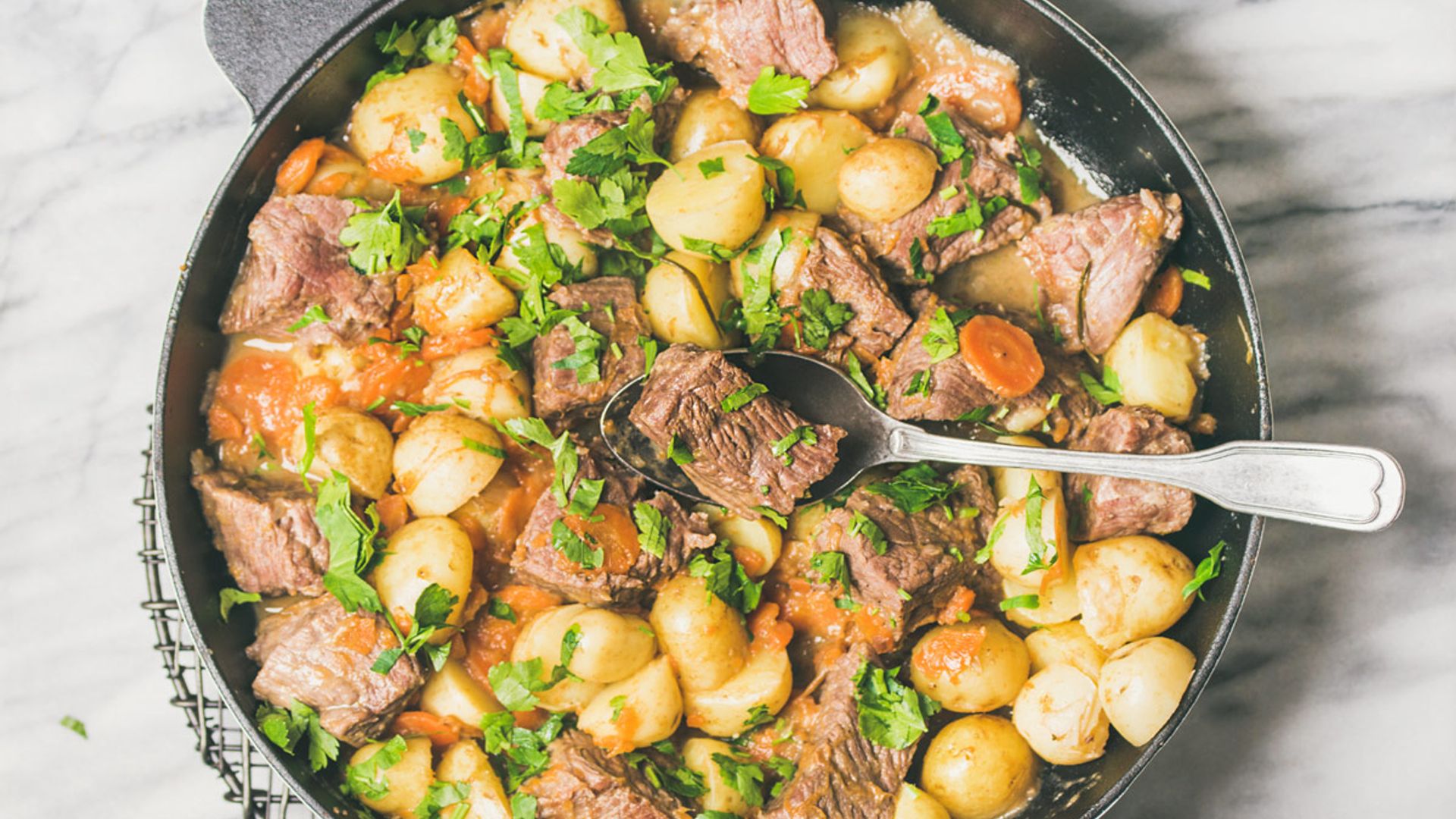 Estofado de carne con patata y zanahoria