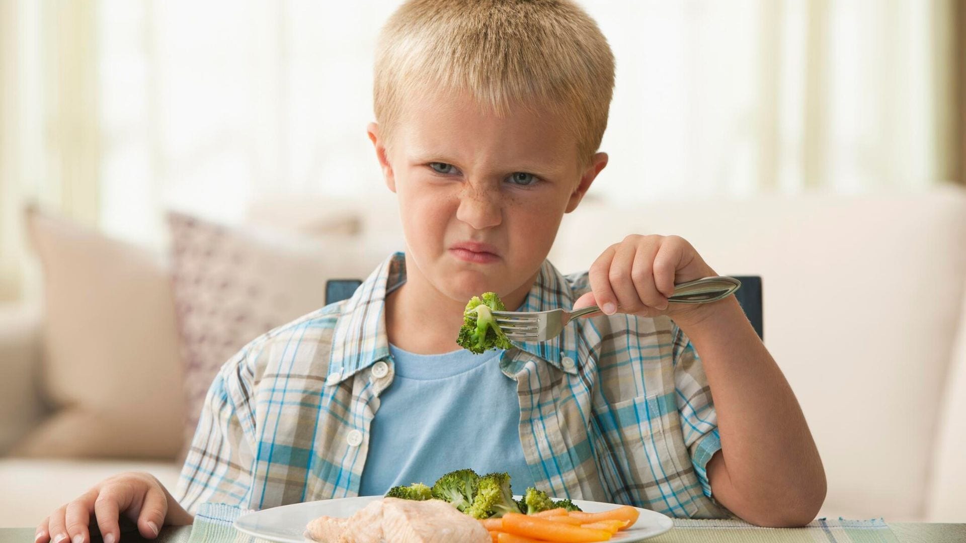 Así influyen las emociones en la alimentación de niños y adolescentes