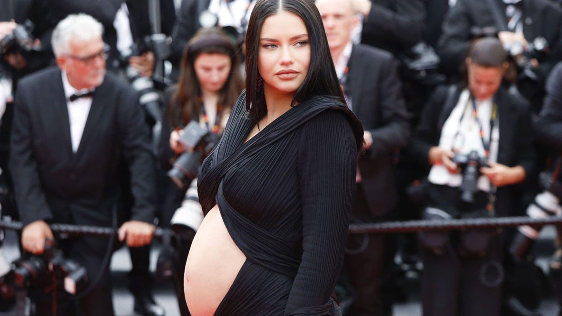 Adriana Lima ha sido mamá de nuevo (y ha desvelado el curioso nombre de su hijo)