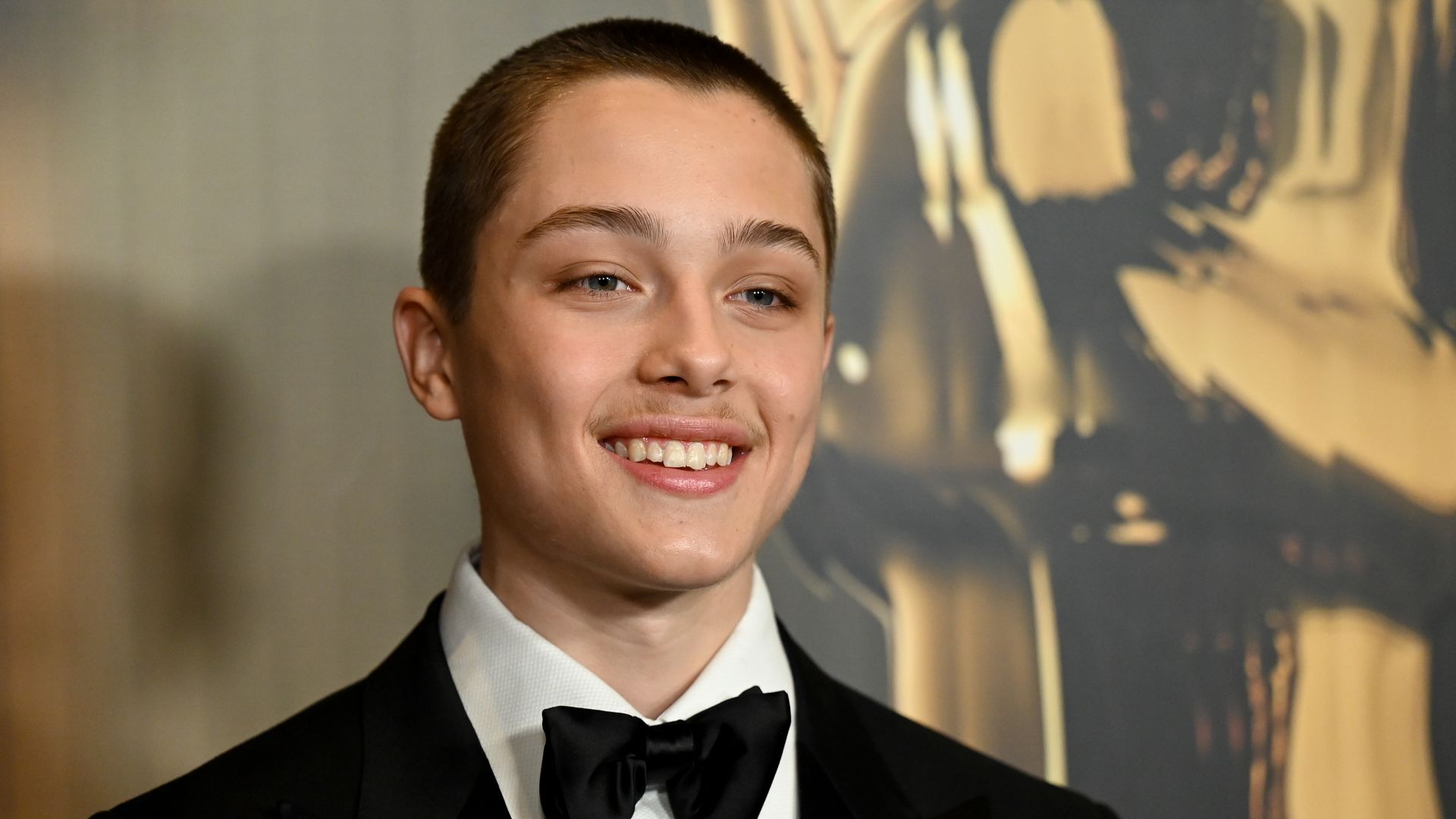 Knox, hijo de Brad Pitt y Angelina Jolie, envía un poderoso mensaje que define su personalidad