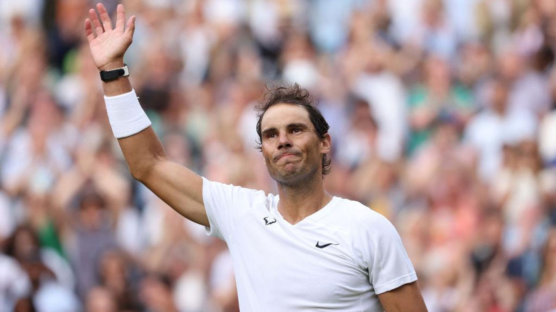 Rafael Nadal anuncia su retiro de Wimbledon por una seria lesión