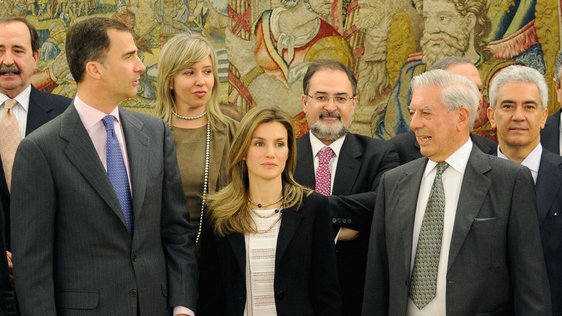 La emotiva carta de los Reyes a los hijos de Vargas Llosa: 'Hemos sentido mucho el fallecimiento de vuestro padre'