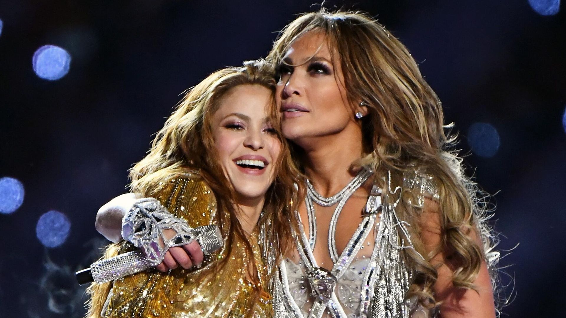 Jennifer Lopez cho rằng màn trình diễn của cô với Shakira là một ý tưởng tồi | XIN CHÀO!