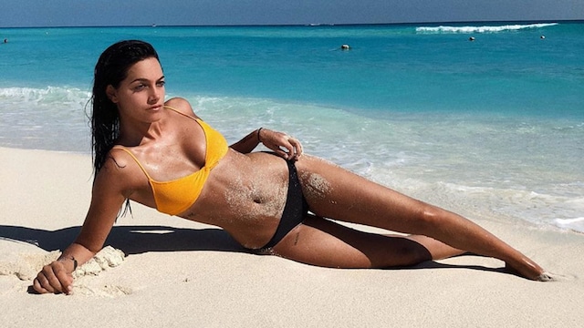 oriana bikini