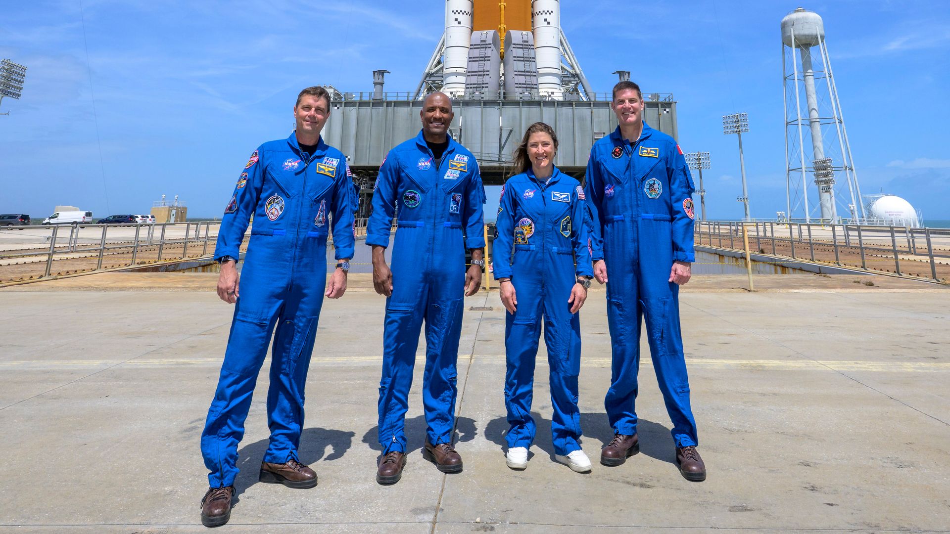 Conoce a los cuatro astronautas de la NASA que sobrevolarán la Luna en la misión Artemis II