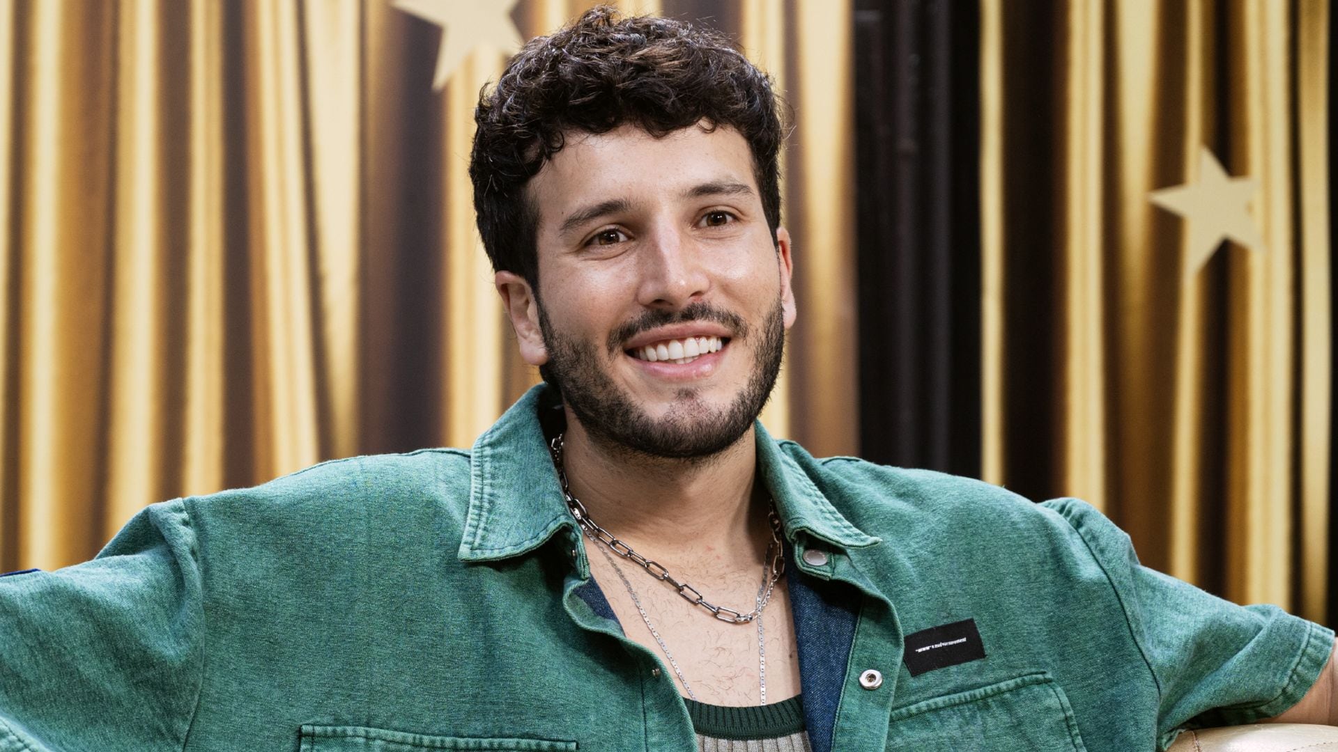 Sebastián Yatra revela que trabajó con ‘crush’ de la infancia, ¿de quién se trata?