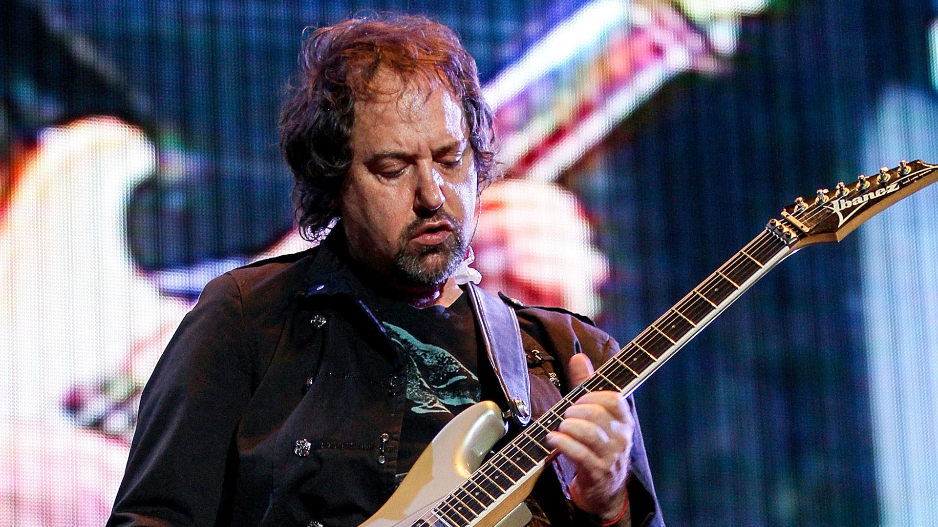 Alejandro Marcovich sufre derrame cerebral.