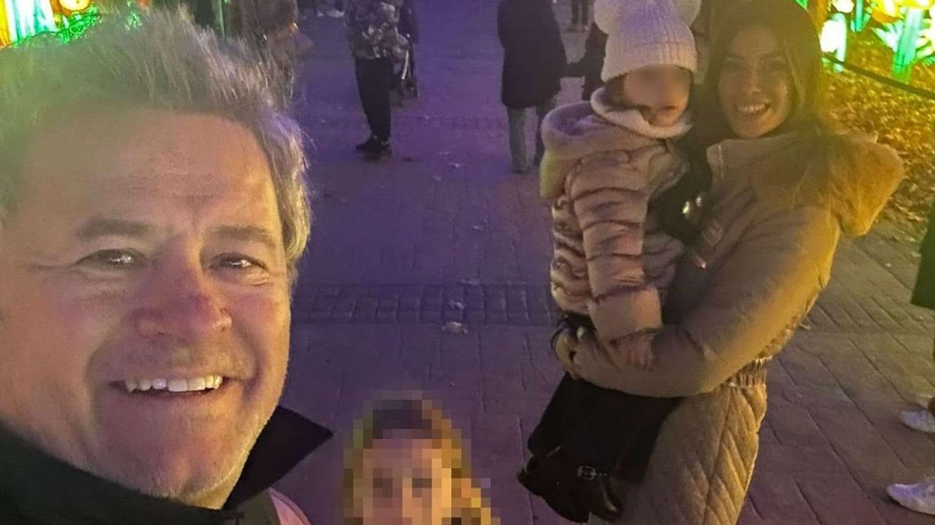 El divertido plan navideño de Miki Nadal con tres de sus cuatro 'chicas'