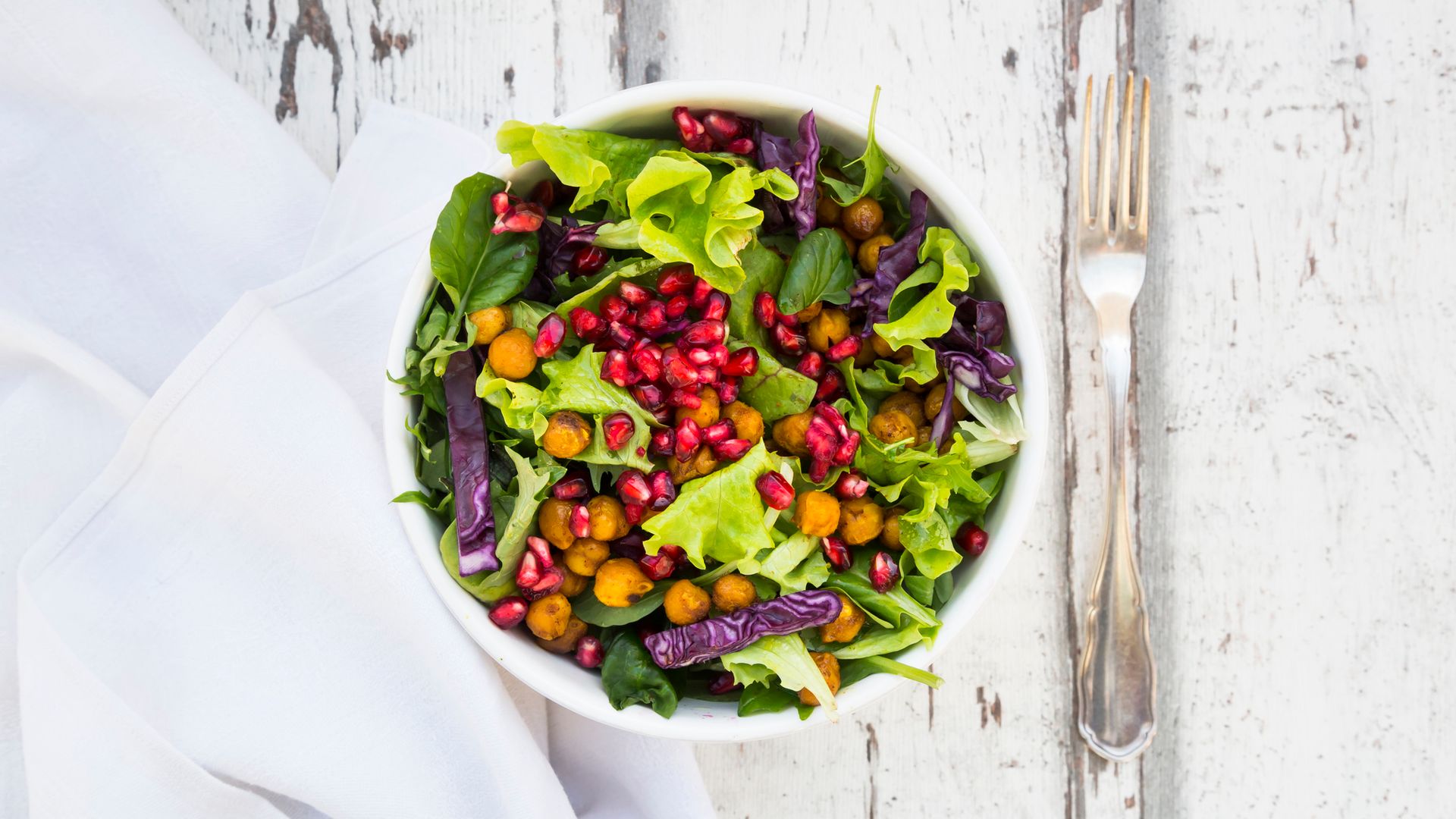 Dra. María José Crispín, nutricionista: "Cuanto más colorida prepares tu ensalada, más apetecible y nutritiva será"