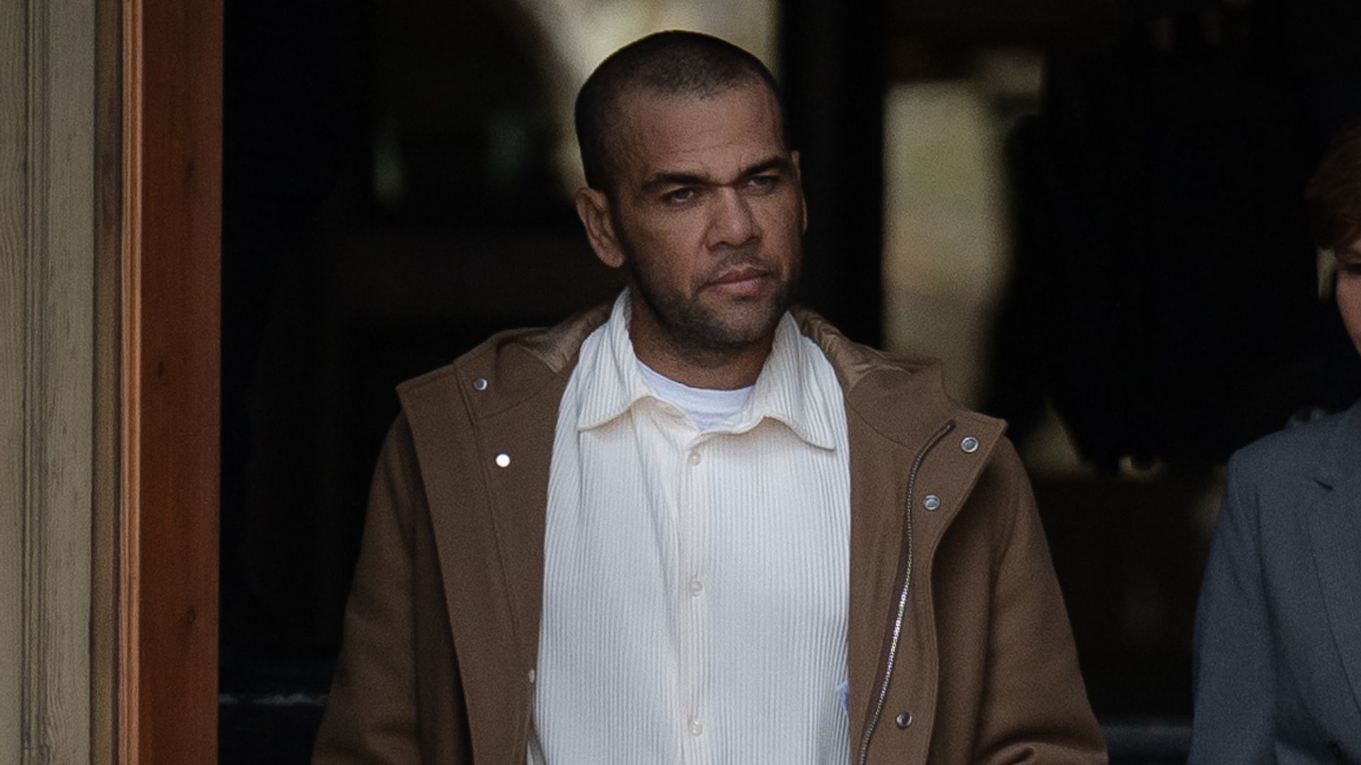 El exfutbolista Dani Alves es absuelto de su condena por agresión sexual