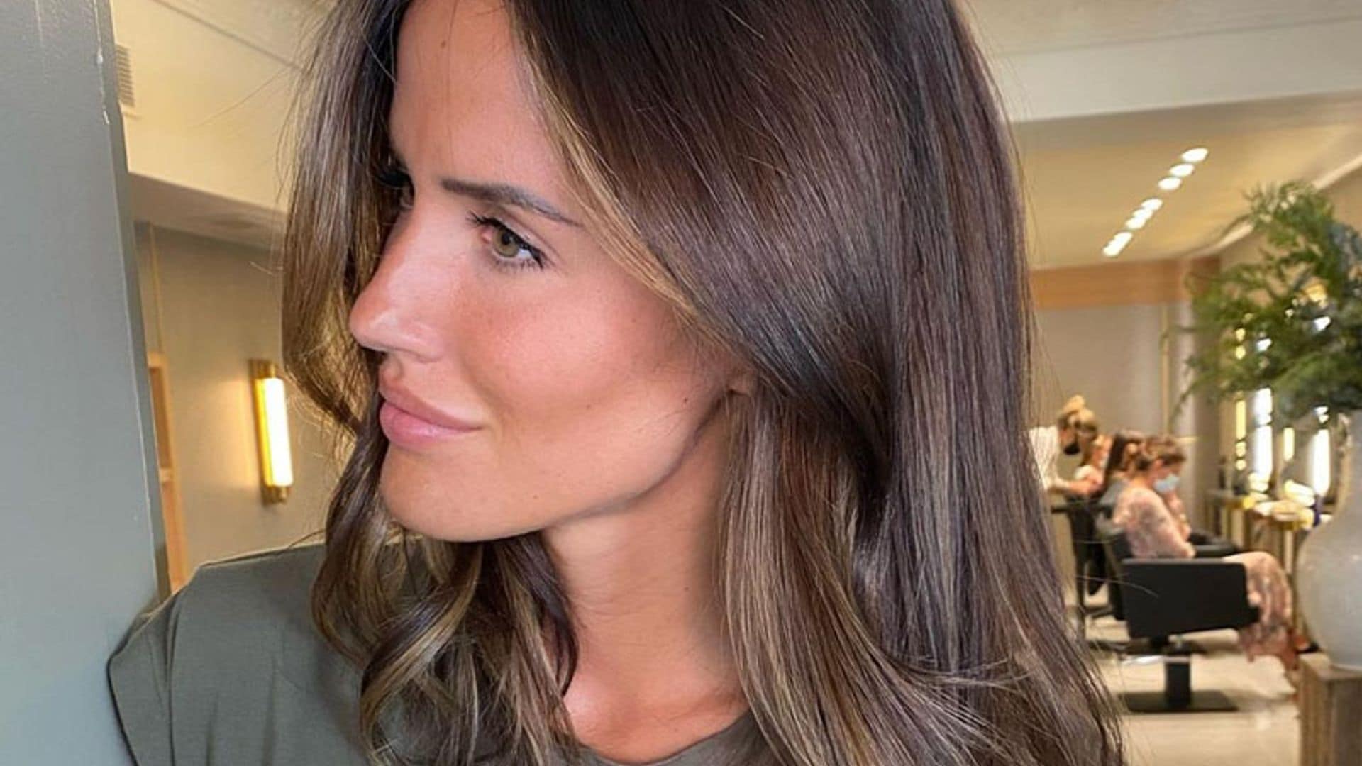 ¿Aún no conoces las mechas de moda que enamoran a las 'influencers' castañas?