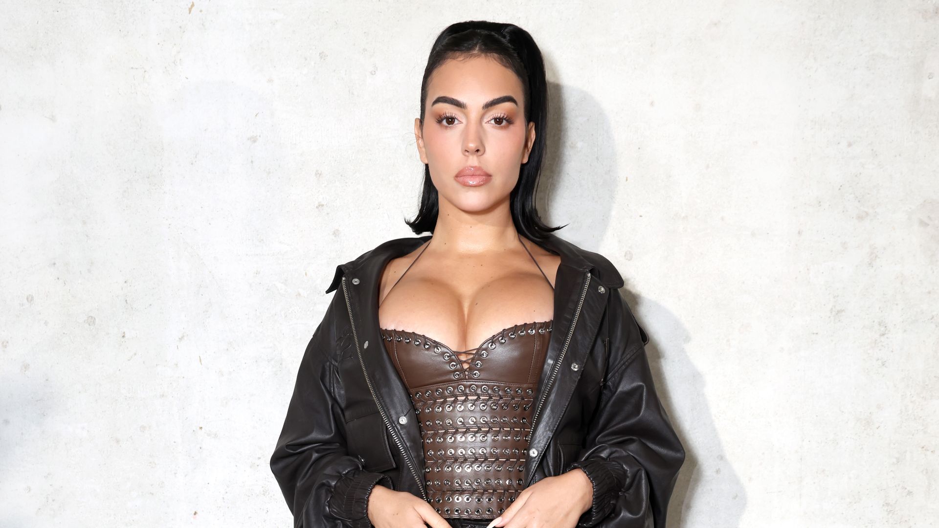 Georgina Rodríguez causa revuelo en las redes con sus pasos de salsa