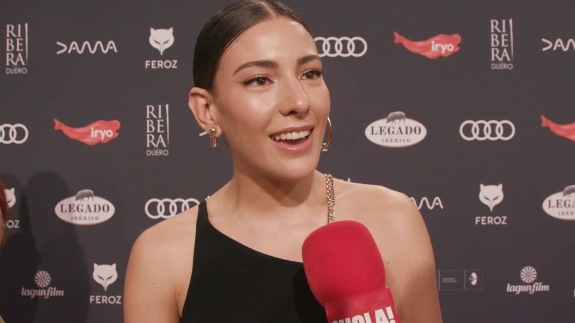 Candela González, pareja de Óscar Casas, habla como nunca de sus inicios como actriz y define así a su chico