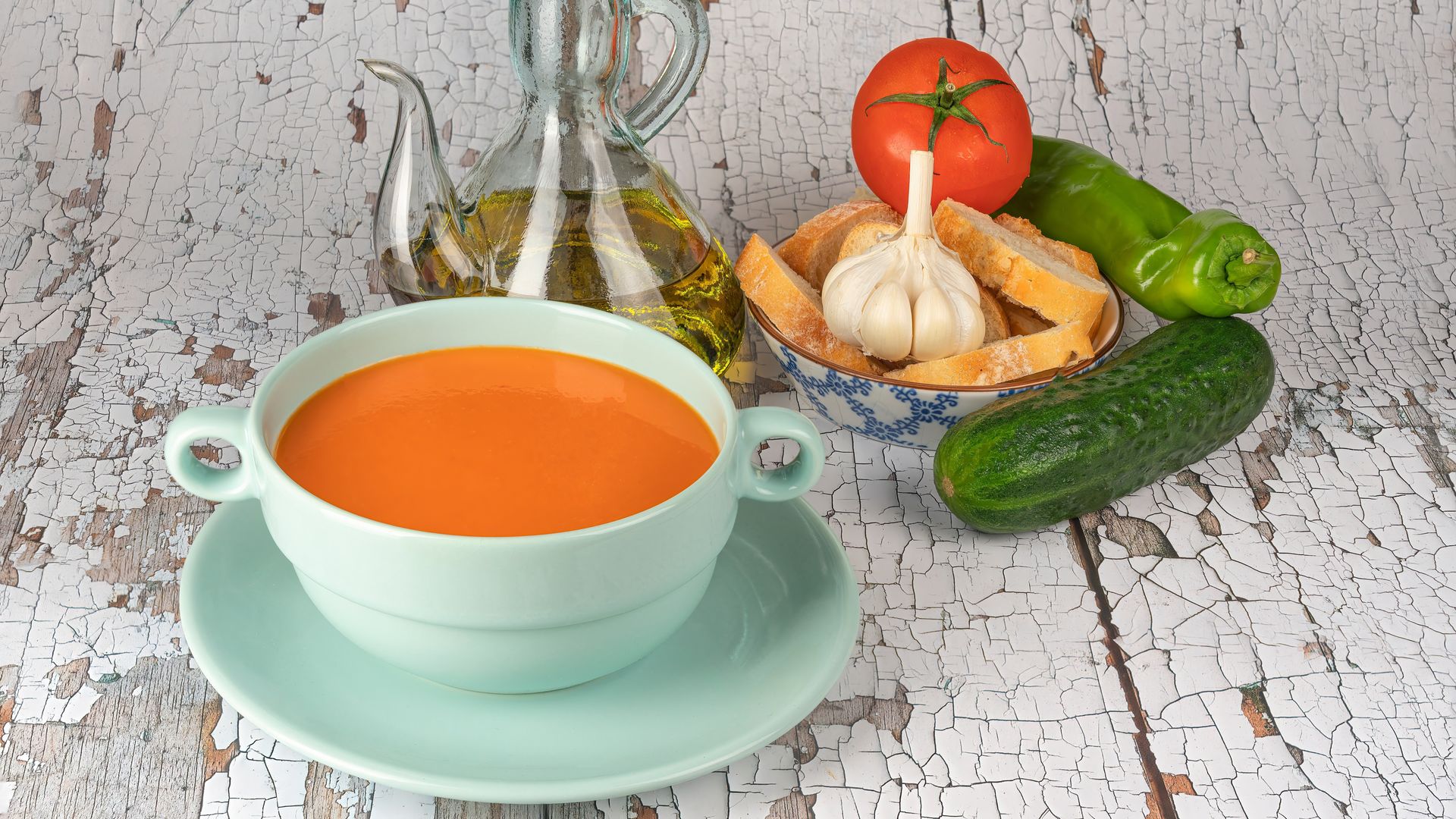 Cómo conservar gazpacho y salmorejo en la nevera: consejos de experto para consumirlos con seguridad sin perder sabor