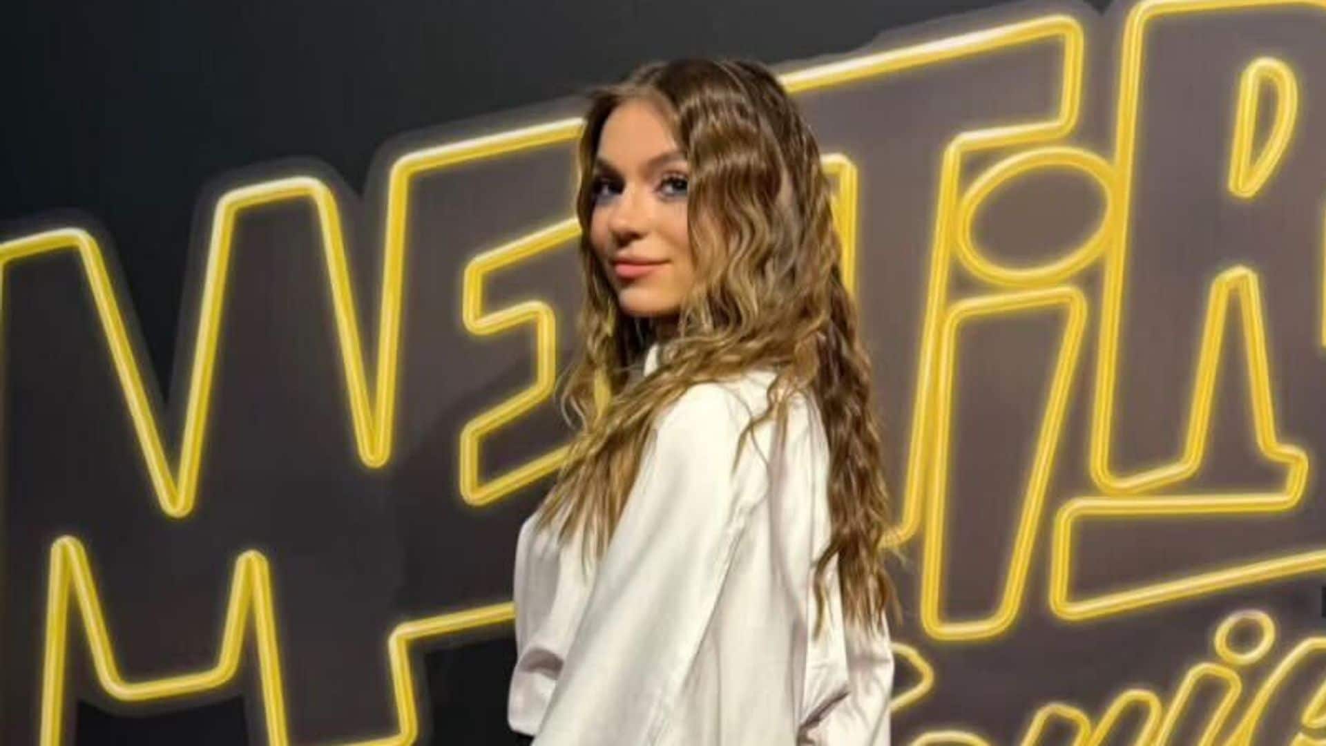 Sofía Castro sorprende con un look de minishort usado por Angélica Rivera en 'Muñecos de Papel'
