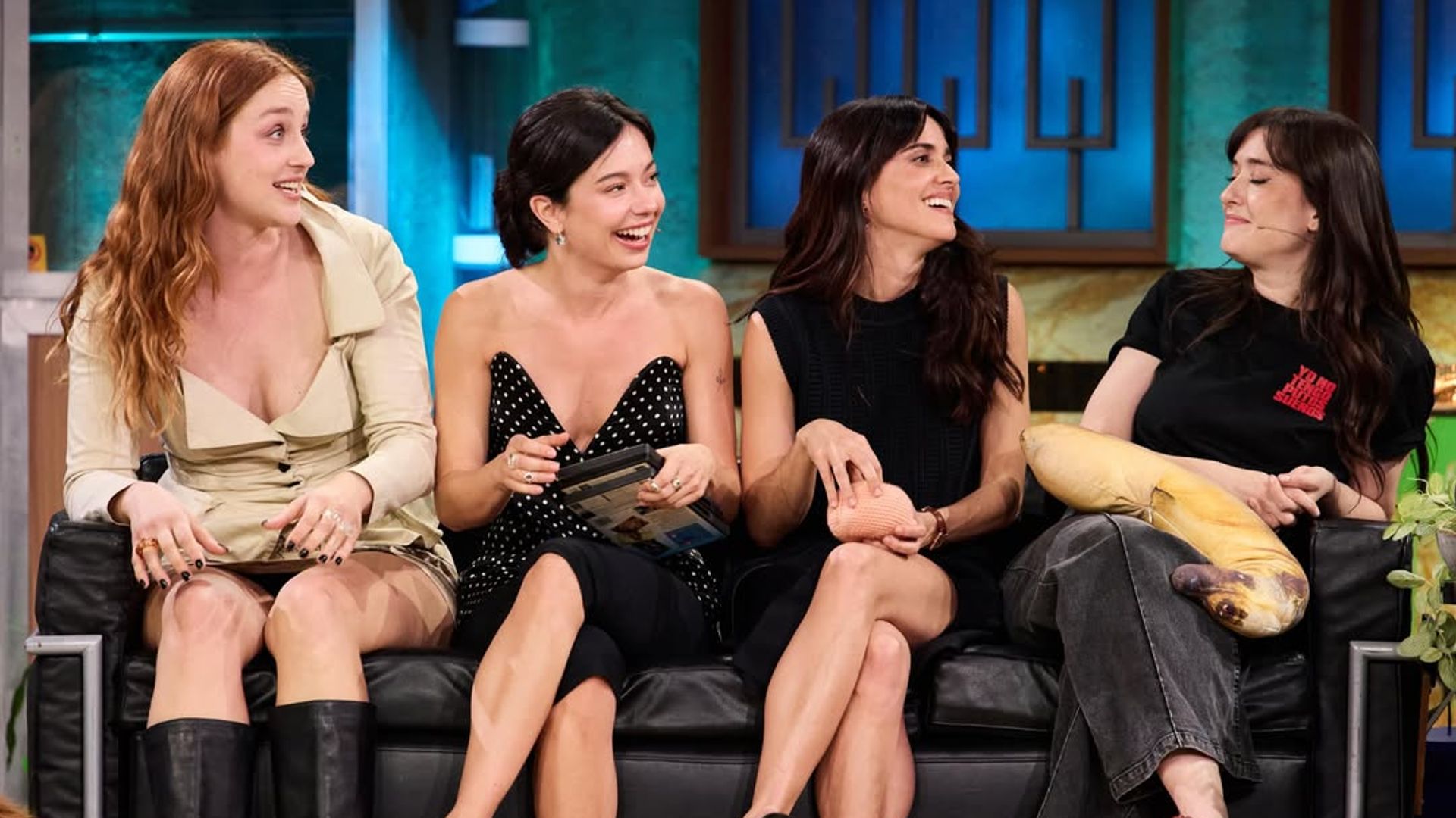 Laura Weissmahr, Anna Castillo, Macarena García y Victoria Martín en 'La Revuelta'
