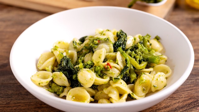 ‘Orecchiette con le cime di rapa’ 