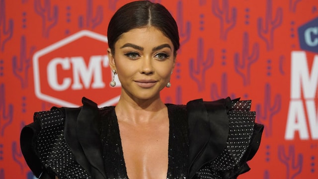 sarah hyland gluteos
