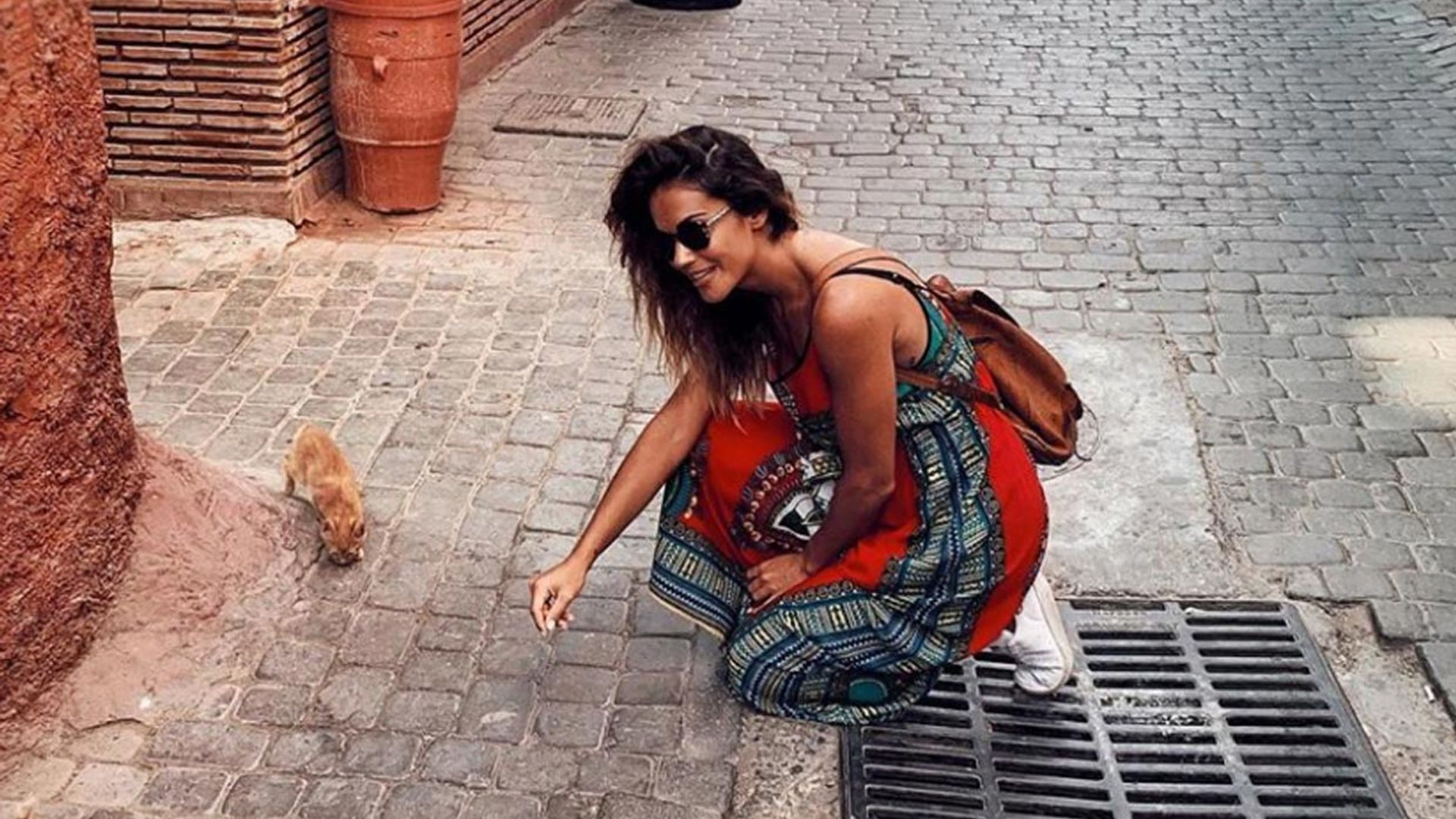 Lara Álvarez acaba de volver de Honduras ¡y ya se ha ido de viaje! ¿Adivinas cuál es su destino?