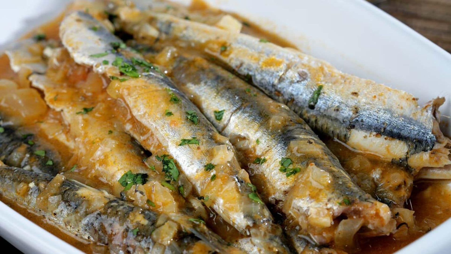 'Suquet' de anchoas frescas