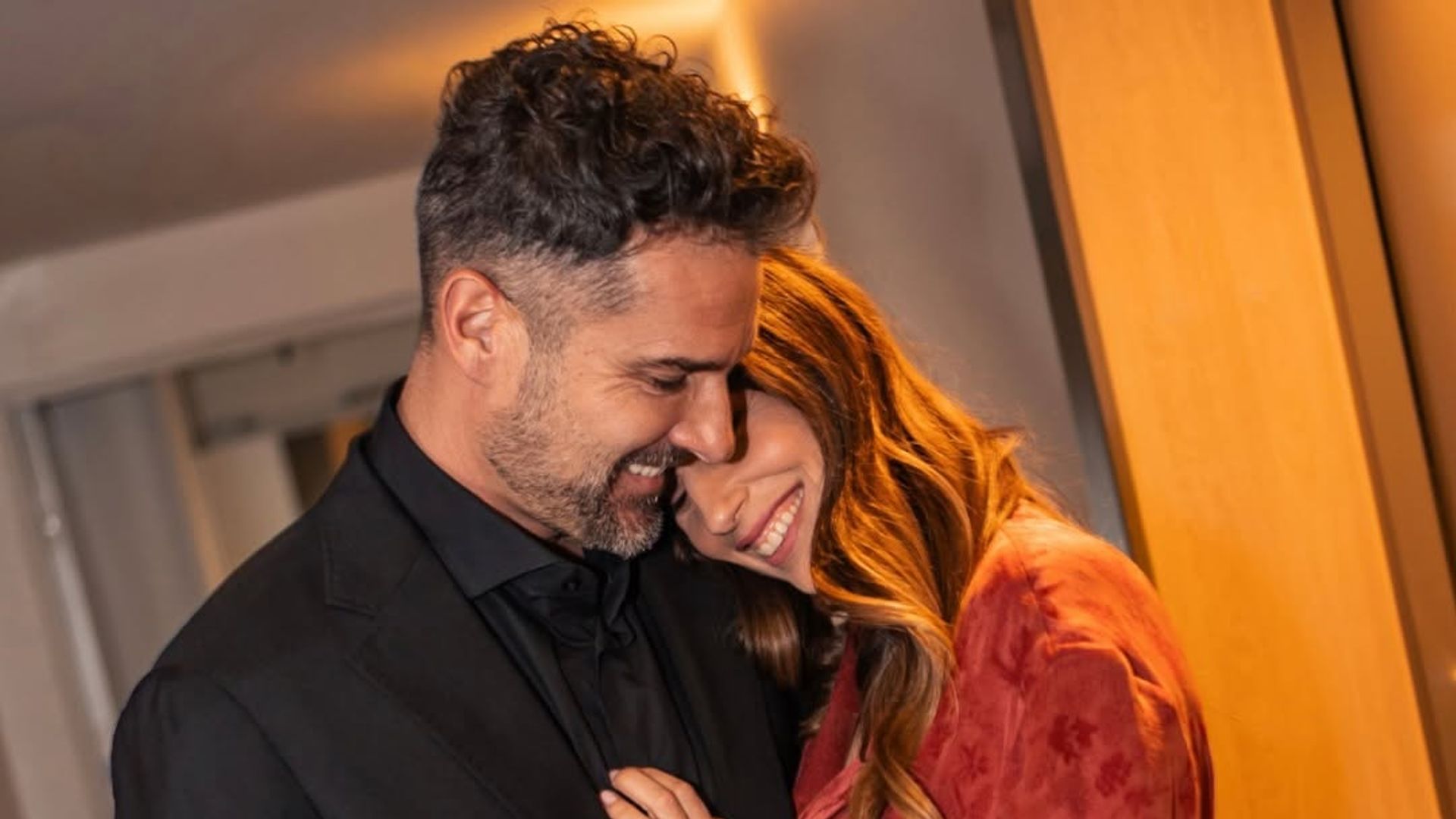 El novio de Almudena Cid rompe su silencio y sente