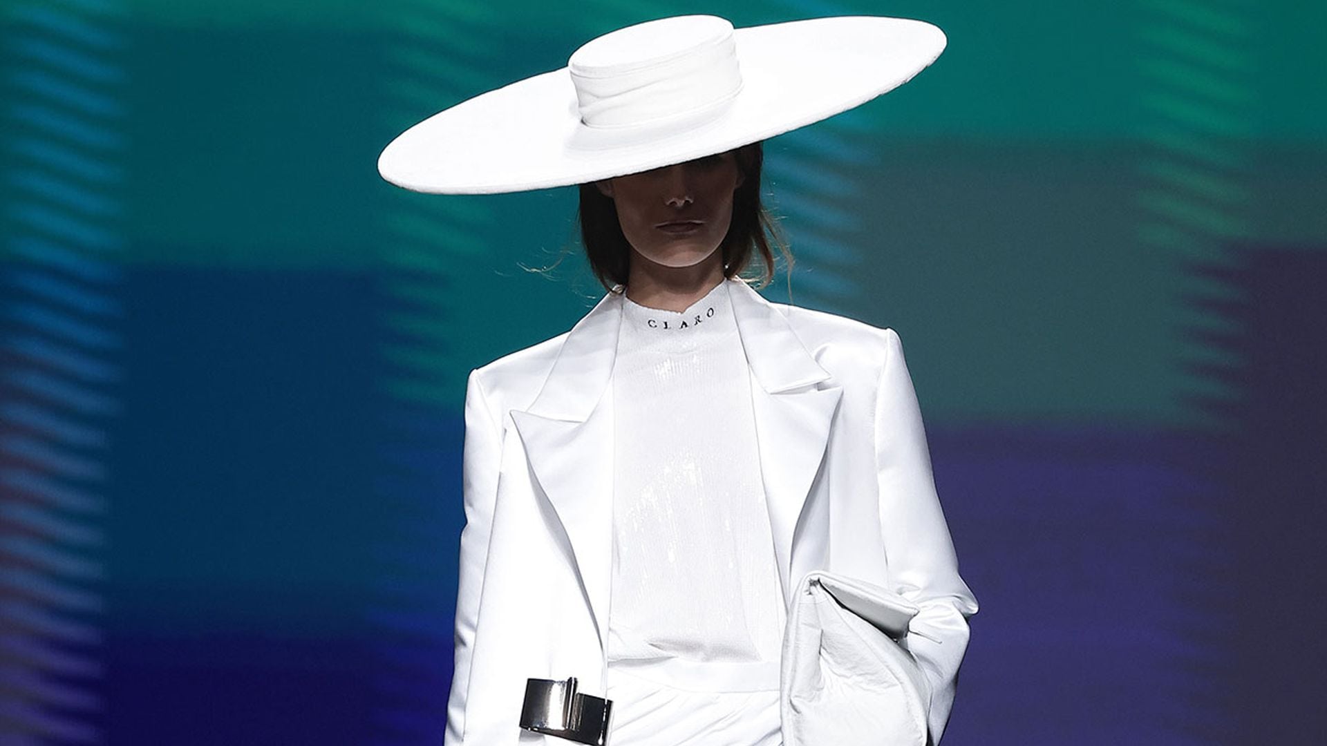 El desfile de Claro Couture