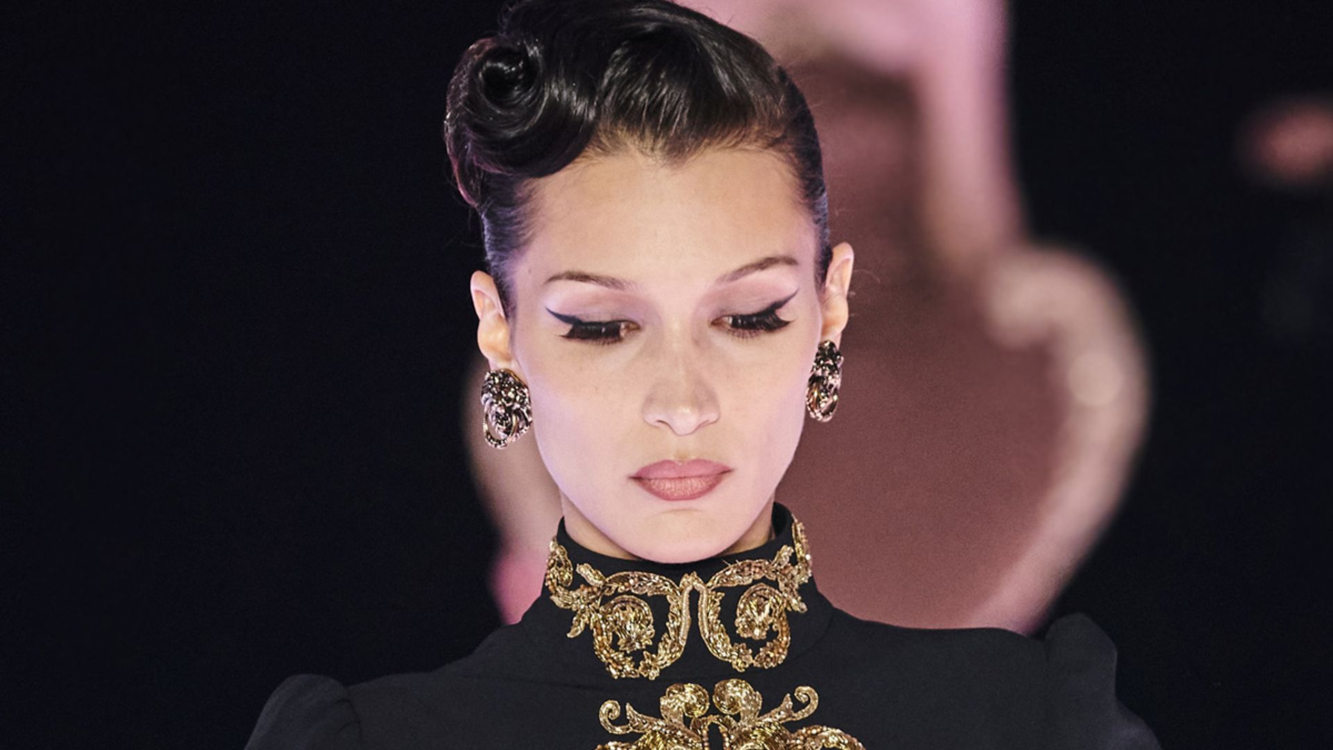 Tres trucos virales para dibujar el 'eyeliner' si tienes los párpados caídos