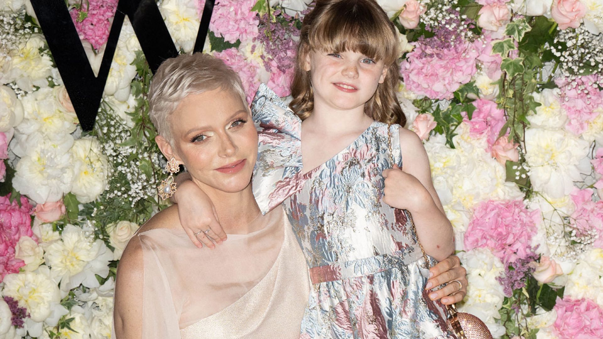 Charlene de Mónaco, feliz de compartir con su hija Gabriella una gran noche de moda