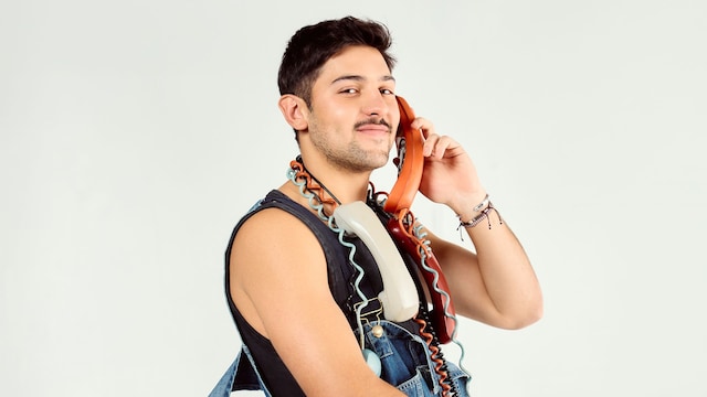 El artista Tony Mils